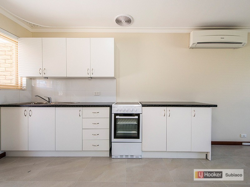 25 Waldorf Street, Carine WA 6020