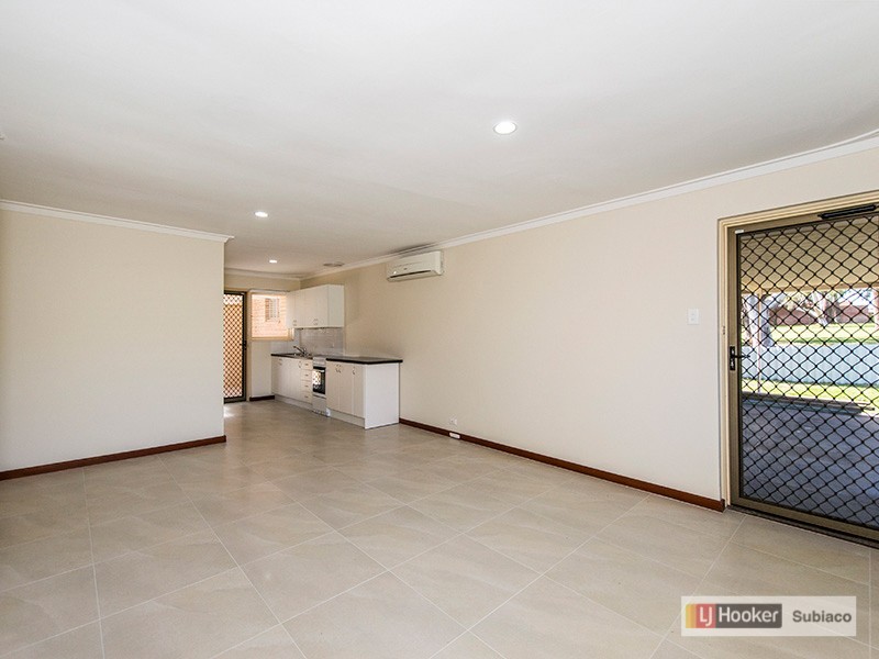 25 Waldorf Street, Carine WA 6020