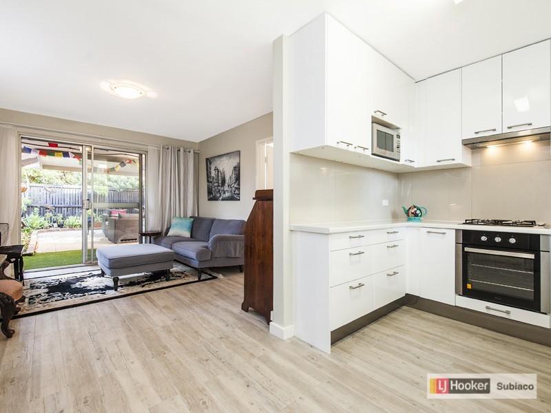 1/93 Herdsman Parade, Wembley WA 6014
