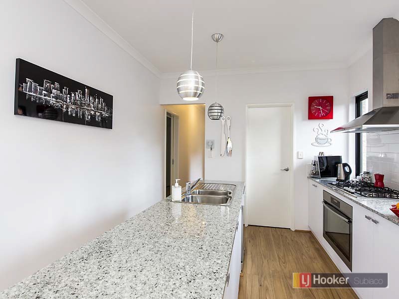 4 Ware Street, Embleton WA 6062