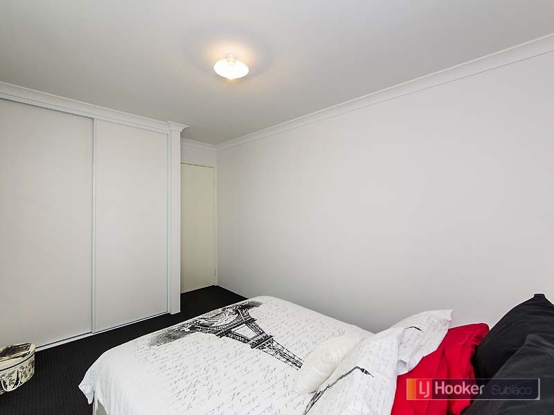 4 Ware Street, Embleton WA 6062