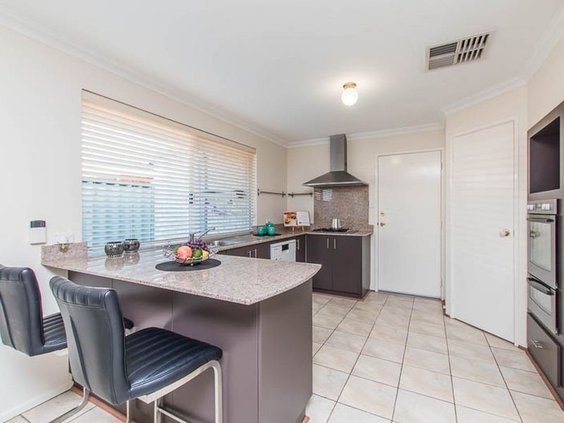 8 Talisker Gate, Aubin Grove WA 6164