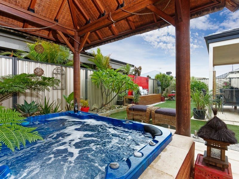 6 Giverny Gardens, Aubin Grove WA 6164