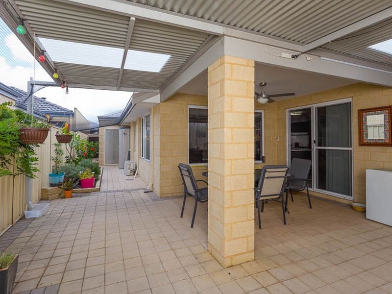 6/31 Peppermint Gardens, Aubin Grove WA 6164