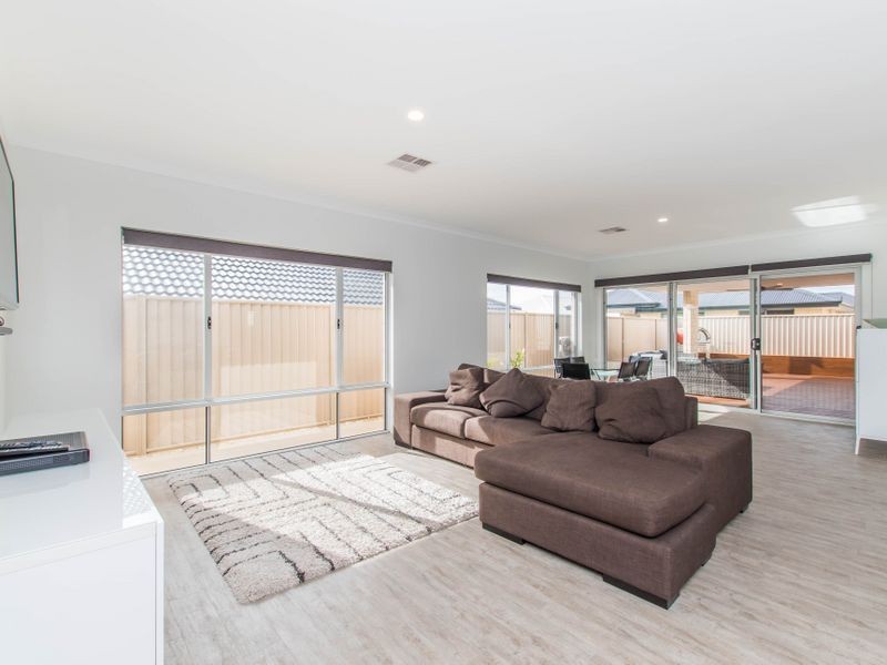 14 Selhurst Parkway, Baldivis WA 6171