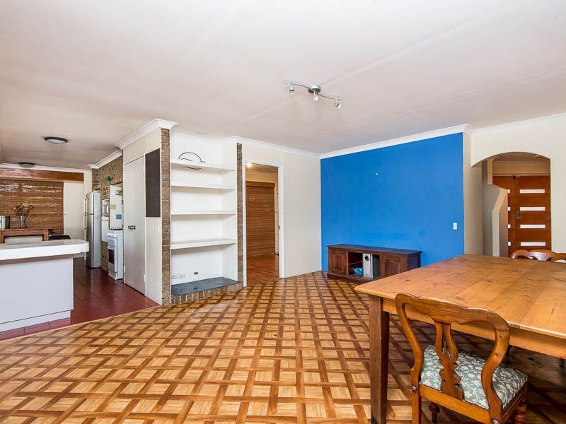 4 Karri Court, Yangebup WA 6164