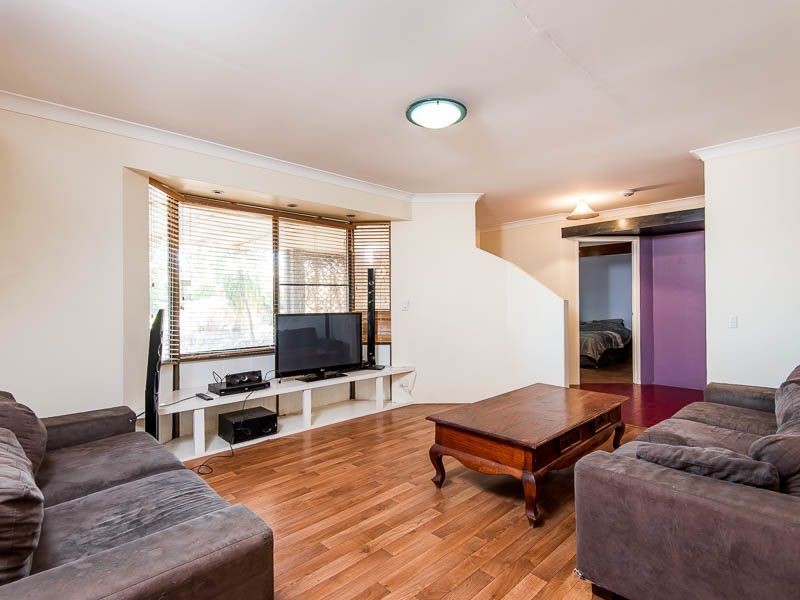 4 Karri Court, Yangebup WA 6164