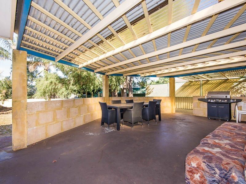 4 Karri Court, Yangebup WA 6164