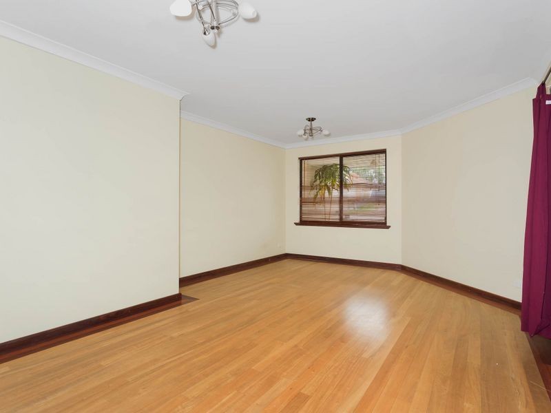 11 Kabbarli Court, South Lake WA 6164