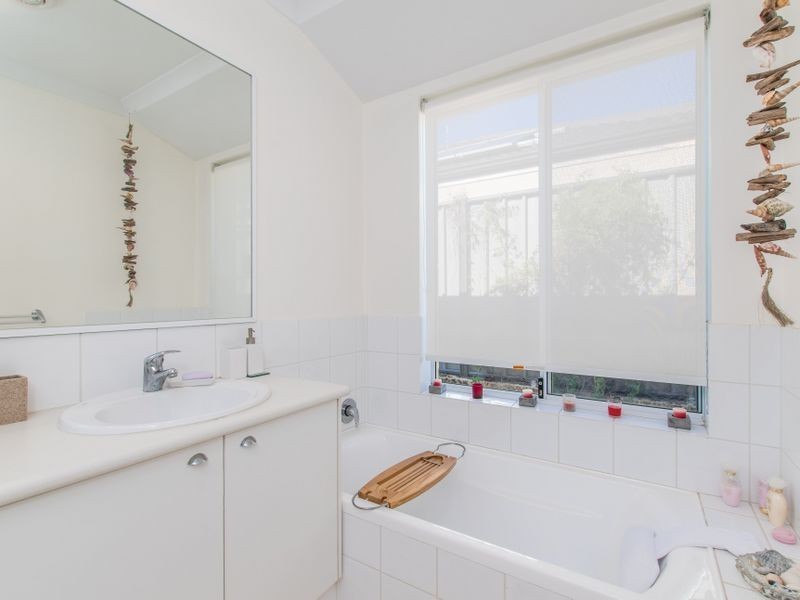 21 Eaton Way, Baldivis WA 6171