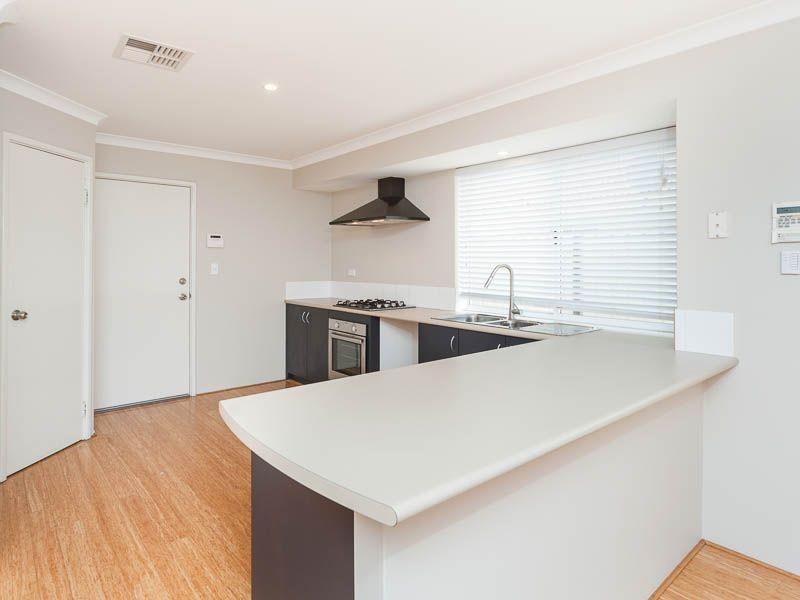 3 Normanby Bend, Success WA 6164