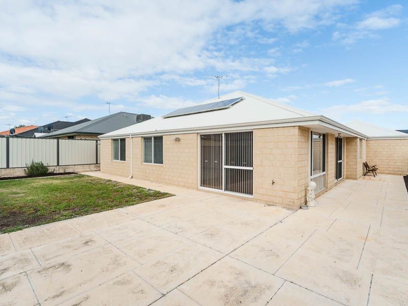 3 Normanby Bend, Success WA 6164