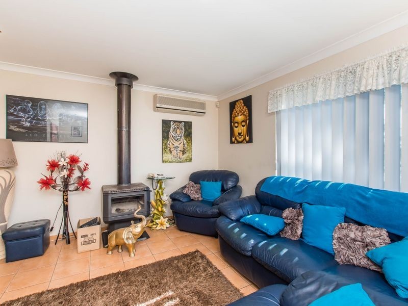 6 Orchard Road, South Lake WA 6164