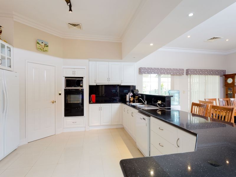 672 Hopkinson Road, Byford WA 6122