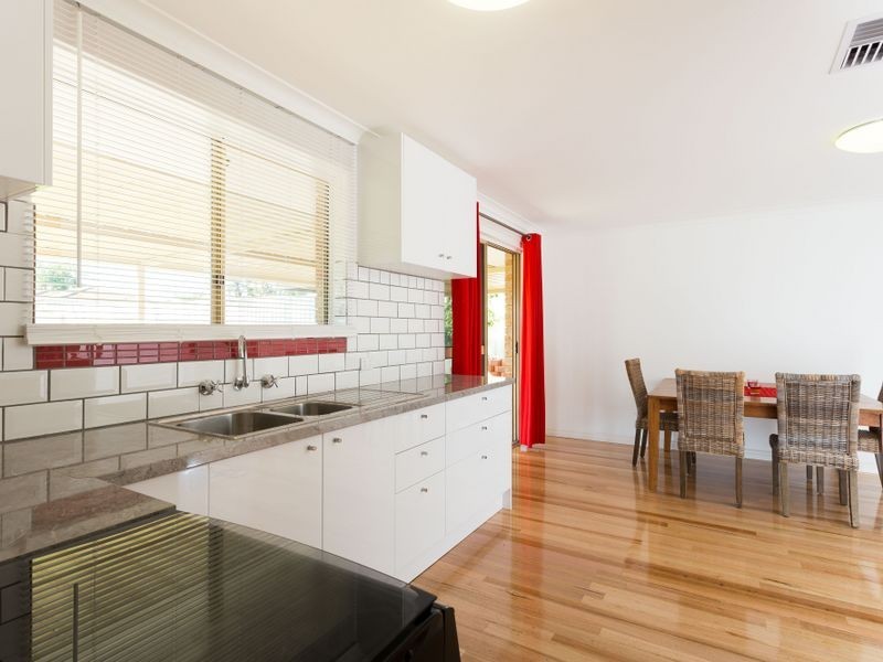 3 Jindabyne Heights, South Lake WA 6164