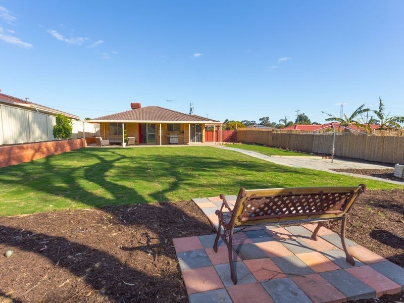 3 Jindabyne Heights, South Lake WA 6164