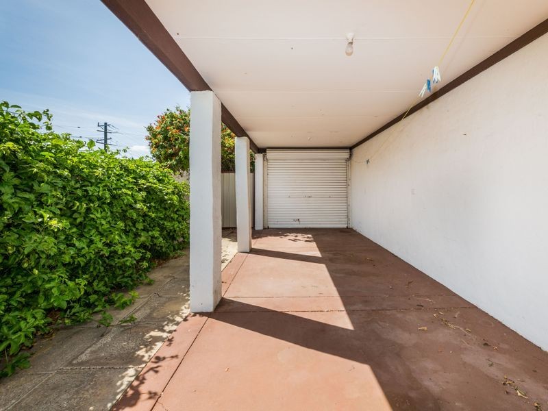 3 Glen Street, Rockingham WA 6168