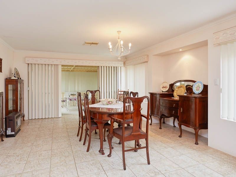 139 Parkway Road, Bibra Lake WA 6163