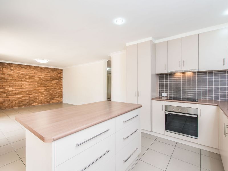 45 Dotterel Way, Yangebup WA 6164
