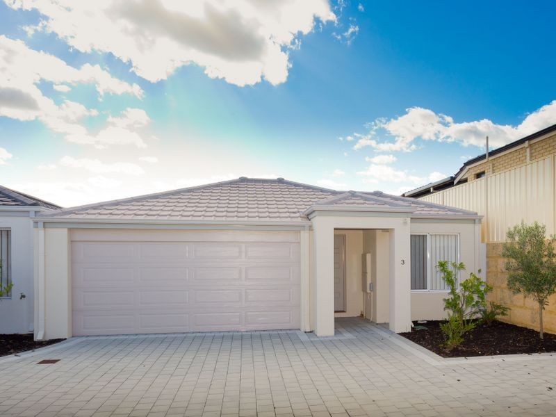 3/2 Positano Crescent, Yangebup WA 6164
