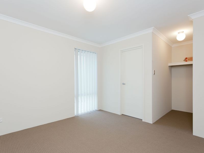 3/2 Positano Crescent, Yangebup WA 6164