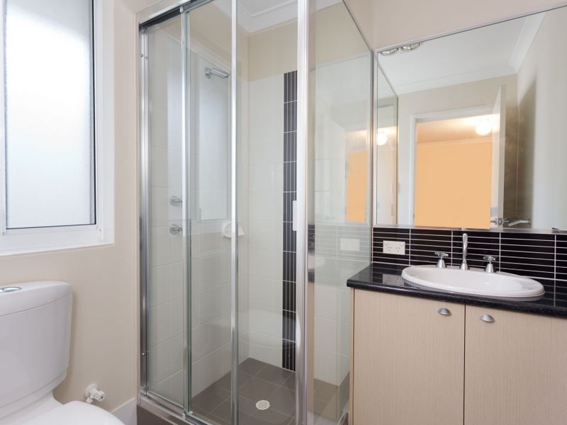 3/2 Positano Crescent, Yangebup WA 6164