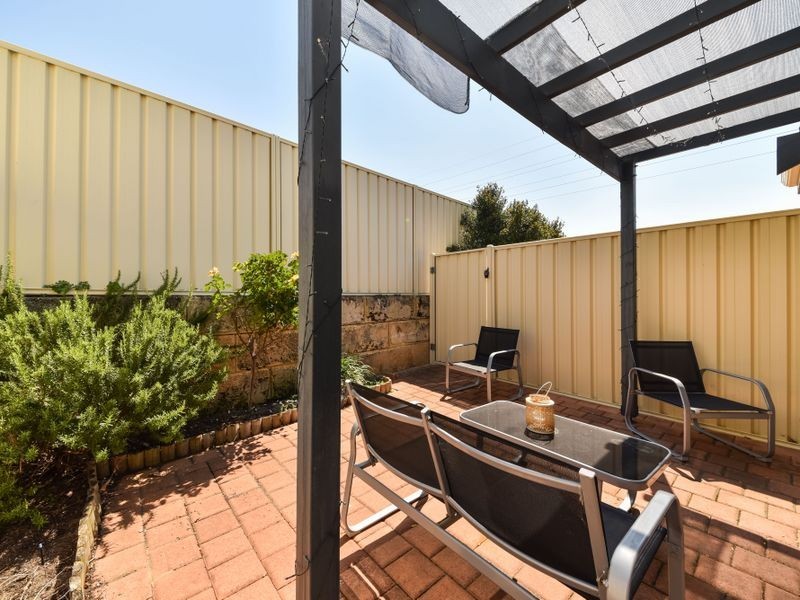 4/52 Bayview Terrace, Yangebup WA 6164