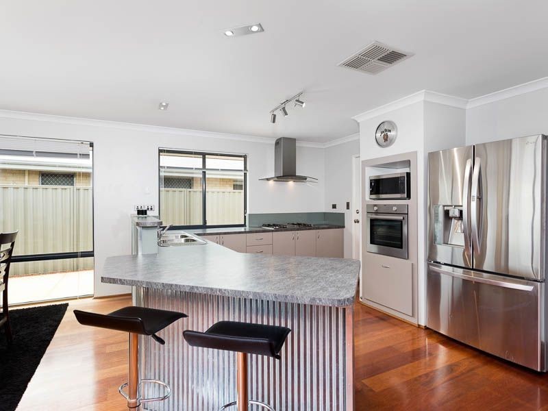 379 Wright Road, Piara Waters WA 6112