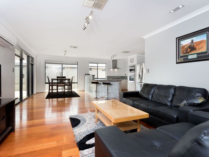 379 Wright Road, Piara Waters WA 6112
