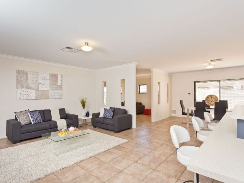 193 Gaebler Road, Aubin Grove WA 6164