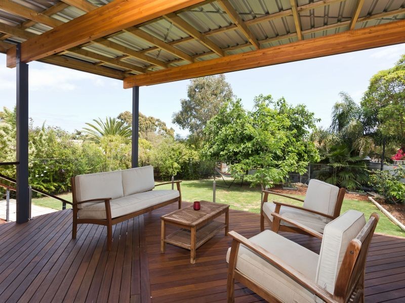 27 Arthur Road, Hamilton Hill WA 6163