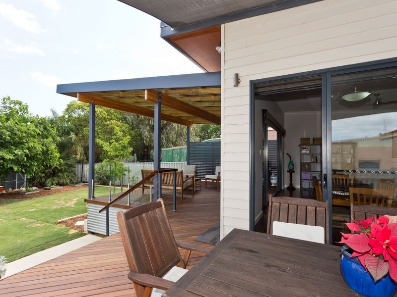 27 Arthur Road, Hamilton Hill WA 6163