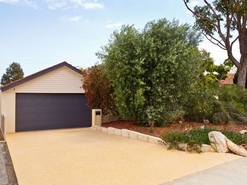 27 Arthur Road, Hamilton Hill WA 6163