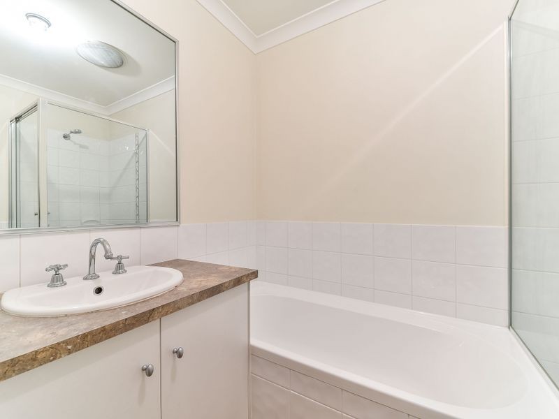 6 Spruce Terrace, Aubin Grove WA 6164