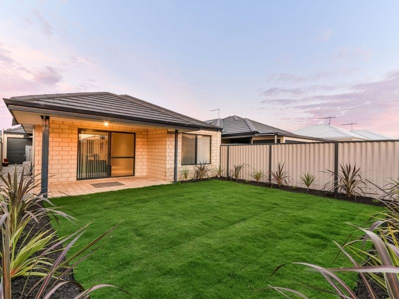 6 Spruce Terrace, Aubin Grove WA 6164