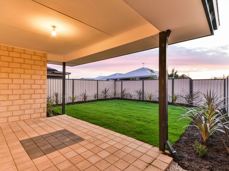 6 Spruce Terrace, Aubin Grove WA 6164