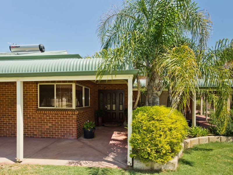 648 Rowley Road, Oakford WA 6121