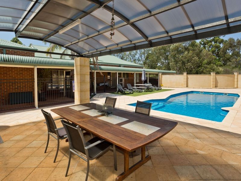 648 Rowley Road, Oakford WA 6121