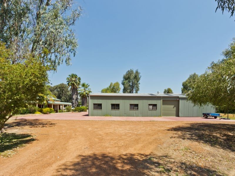 648 Rowley Road, Oakford WA 6121