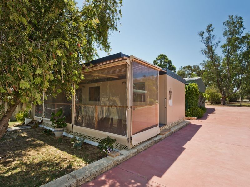 648 Rowley Road, Oakford WA 6121