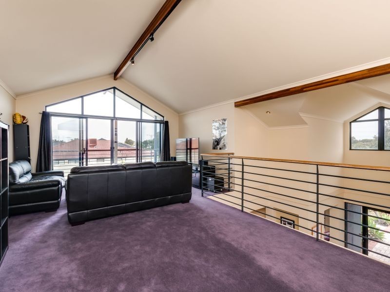 7 Serenity Parkway, Hammond Park WA 6164