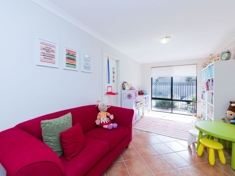 7 Jenniphur Court, Atwell WA 6164