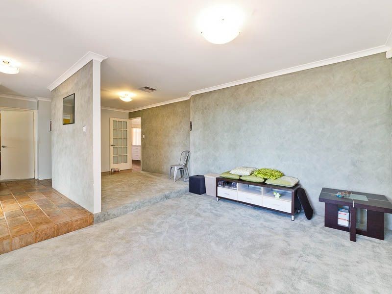 10 Cestrum Rise, South Lake WA 6164