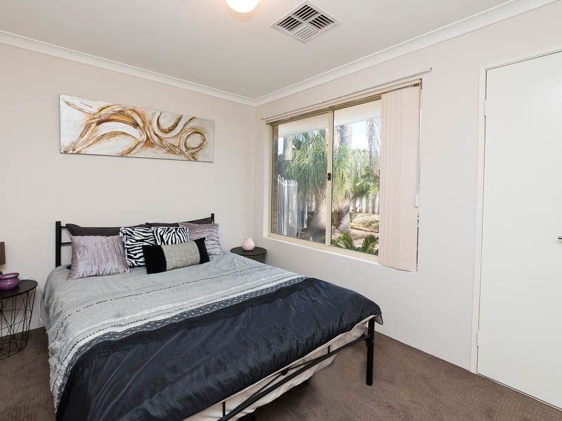 10 Cestrum Rise, South Lake WA 6164