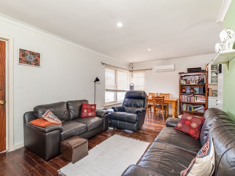 32 Archidamus Road, Coolbellup WA 6163