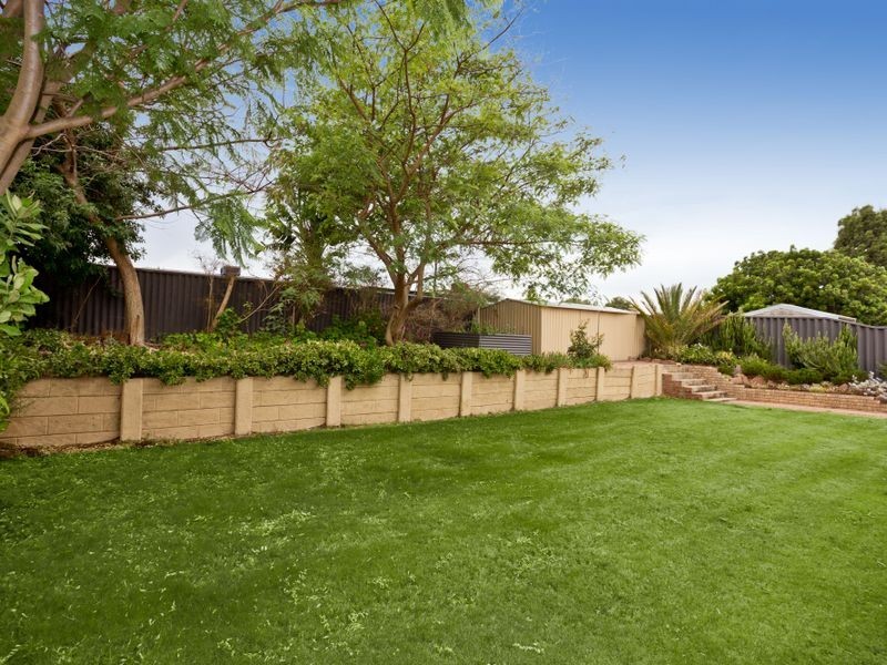 117 Elderberry Drive, South Lake WA 6164