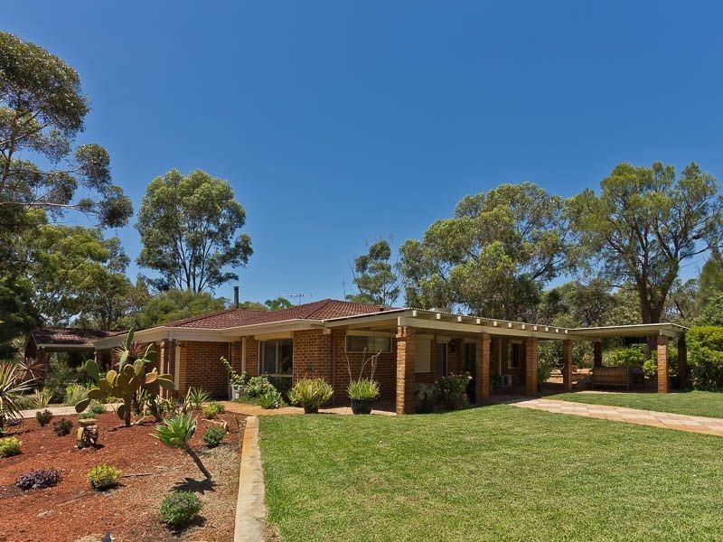 19 Jarrah Close, Wandi WA 6167