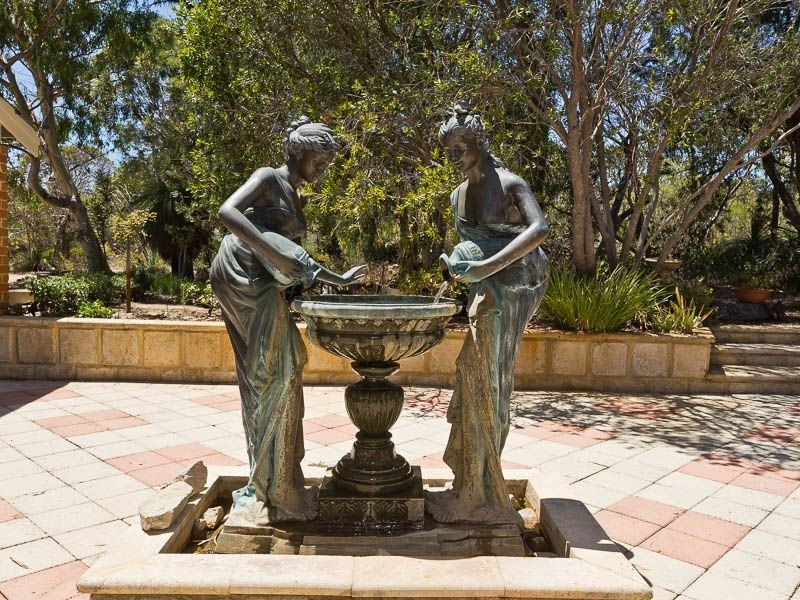19 Jarrah Close, Wandi WA 6167