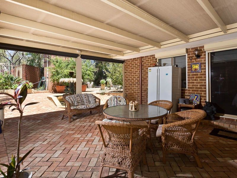 19 Jarrah Close, Wandi WA 6167