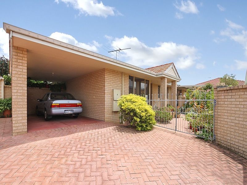 2/15 Watercress Gardens, Spearwood WA 6163
